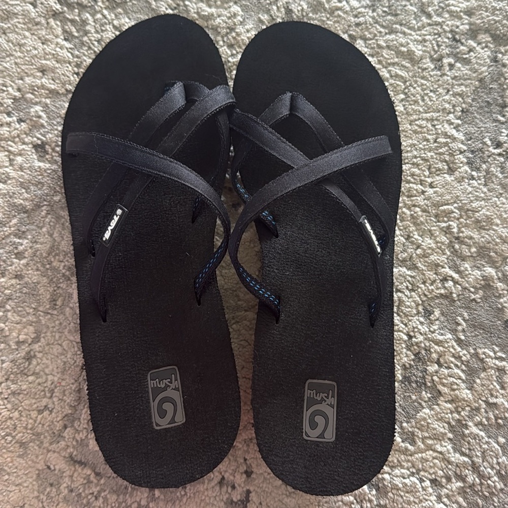 Teva Black Platform Thong Sandals Sz 10 Women - Picture 2 of 4